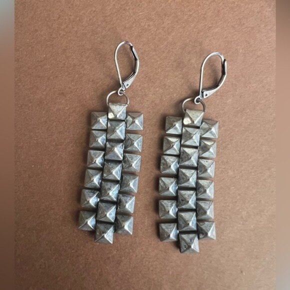 Silver Pyramid Stud Dangle Earrings Leverback Drop Metal Punk Rock 2.5” - Picture 1 of 3